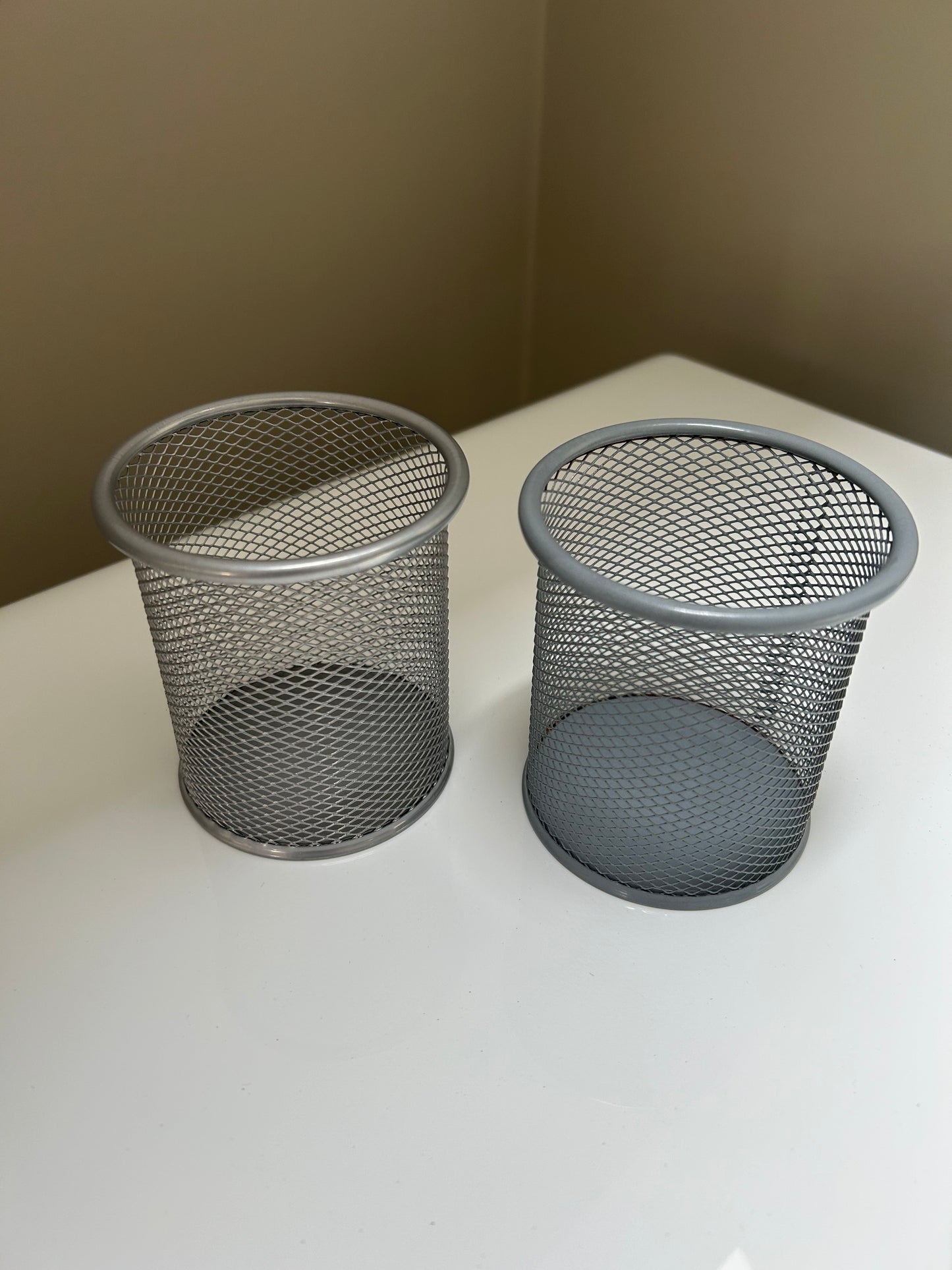 Mesh Pen Pot Silver