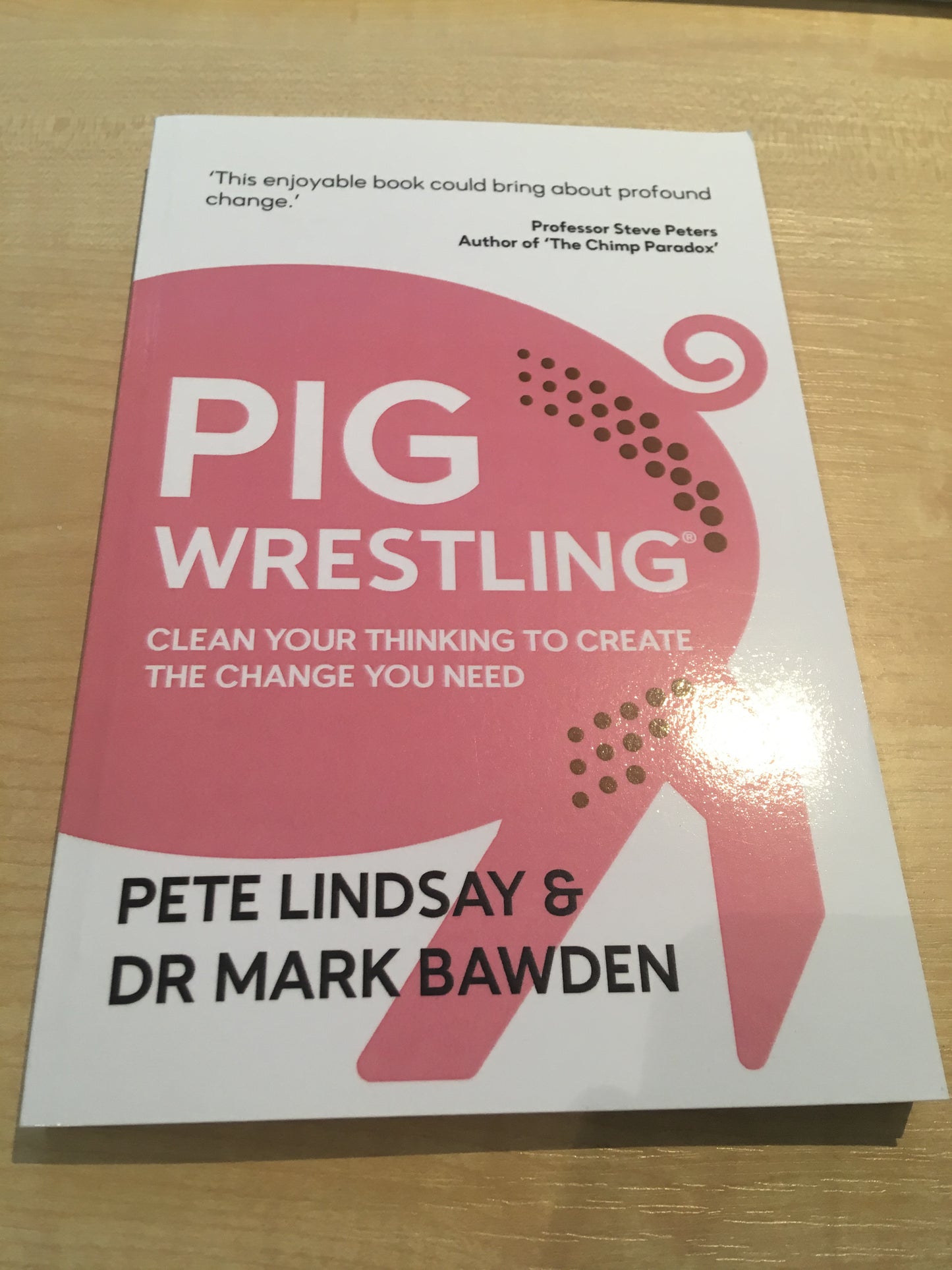 Pig wrestling - Pete Lindsay & Dr Mark Bawden